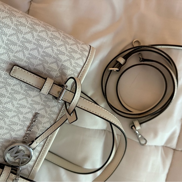 Michael Kors White Signature Satchel NWOT - Picture 5 of 5